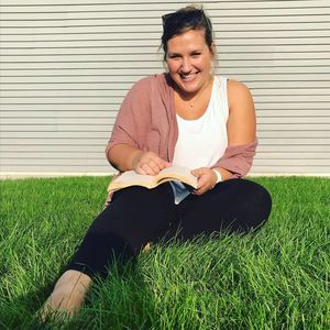 Meet your Posher, Claire